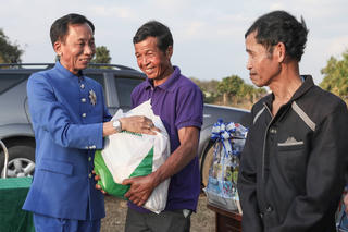 Tết ấm biên cương