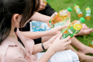 Lộ diện khách hàng đầu tiên trúng 50 triệu đồng tiền mặt nhờ uống Trà Xanh Không Độ