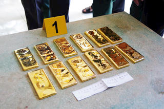 An Giang: Điều tra vụ vận chuyển hơn 12kg vàng