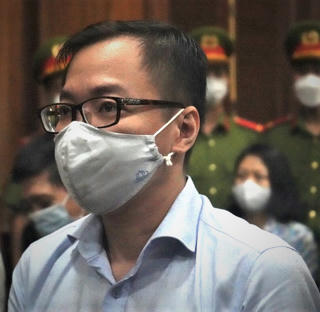 Ông Tề Trí Dũng bị đề nghị 12-14 năm tù do "thao túng" bán rẻ đất tái định cư