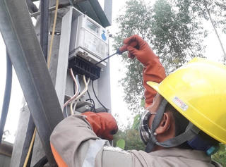 Hà Nội: Năm 2024, lắp đặt 100% công tơ điện tử và đo xa tại khu vực nông thôn