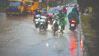 Giải bài toán Hà Nội mưa là ngập