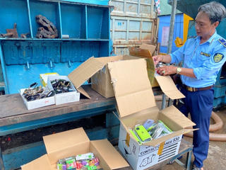 Quyết liệt chống buôn lậu, gian lận thương mại