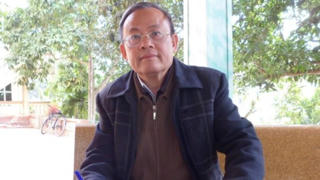 Trên nóng, dưới phải chuyển động