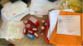 Thái Bình: Khởi tố 2 người làm giả giấy tờ hưởng chế độ