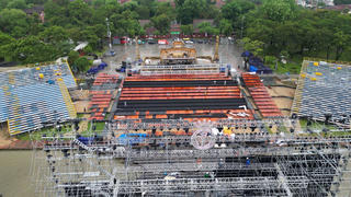 Hoãn chung kết Hoa hậu Việt Nam vì thời tiết xấu