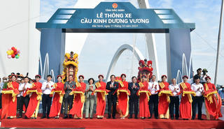 Bắc Ninh khánh thành cầu vòm thép cao nhất Việt Nam