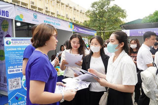 Niềm vui với sinh viên sư phạm