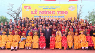 Quảng Ninh: Lần đầu tổ chức đồng loạt việc chúc thọ người cao tuổi