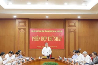 Tổng Bí thư: Hoàn thiện thể chế pháp luật phải mở đường cho kiến tạo phát triển