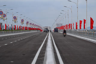 Hà Nội: Cầu Vĩnh Tuy 2 trước ngày thông xe