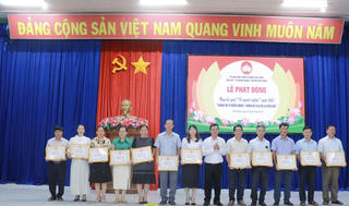 Gia Lai: Phát động ủng hộ Quỹ ‘Vì người nghèo’ năm 2023
