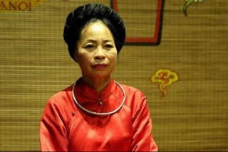 Bạch Vân - Chắt chiu cho tiếng hát ca trù