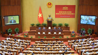 Gỡ vướng để sớm đưa quy định của pháp luật vào cuộc sống