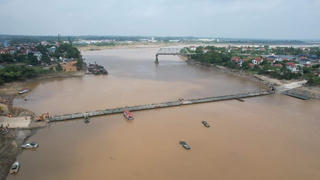 Phú Thọ: Lưu ý quan trọng khi di chuyển qua cầu phao Phong Châu