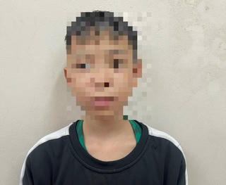 Quảng Ninh: Thiếu niên giả vờ mượn điện thoại rồi cướp