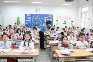 Giữ nguyên tuổi nghỉ hưu đối với giáo viên có phù hợp?