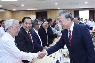 Tổng Bí thư gặp mặt các nguyên lãnh đạo Đảng, Nhà nước tại khu vực phía Nam