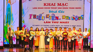 Khai mạc Liên hoan nghệ thuật Sân khấu toàn quốc dành cho thiếu niên, nhi đồng