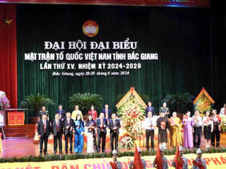 Phó Chủ tịch Nguyễn Hữu Dũng dự Đại hội MTTQ Việt Nam tỉnh Bắc Giang lần thứ XV