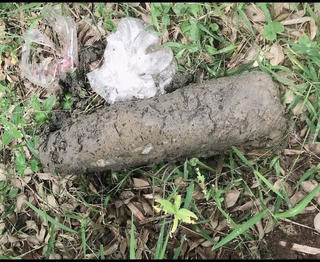 Thừa Thiên - Huế: Người dân phát hiện đầu đạn pháo 'khủng' gần đình làng