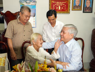 Tháng Bảy tri ân, tháng Bảy nghĩa tình