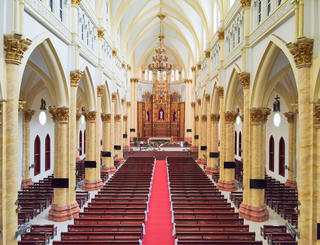 [Ảnh]: Ngắm nhìn thánh đường lớn nhất Việt Nam sắp hoàn thành