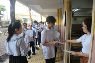 Thu hút người tài vào khối ngành y, dược