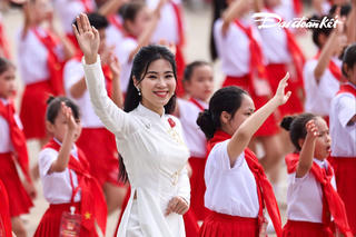 Thủ tướng chỉ đạo khẩn trương triển khai tặng quà nhân dân nhân dịp Quốc khánh 2/9