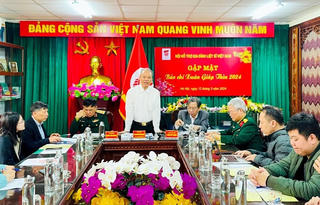 Miễn cước vận chuyển hài cốt liệt sĩ và thân nhân liệt sĩ đi cùng từ Nam ra Bắc