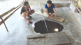 ‘Hố tử thần’ rình rập người dân