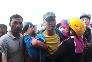 Quảng Nam: Đã đưa các ngư dân gặp nạn trên biển về tới đất liền