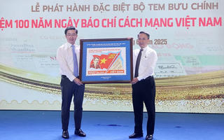 Phát hành bộ tem bưu chính nhân kỷ niệm 100 năm Ngày Báo chí Cách mạng Việt Nam