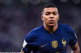 Cú đúp của Mbappe đưa Pháp vào tứ kết World Cup 2022