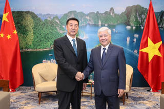 Giao lưu hữu nghị, thắm tình đoàn kết