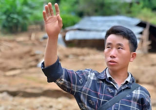 Điện Biên đề nghị tặng Huân chương cho trưởng bản Háng Pu Xi