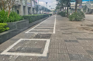 Xe điện 2 bánh kết nối xe buýt BRT 'biến mất' sau lễ ra mắt