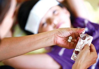 Không thể coi thường nguy cơ từ thuốc giảm đau, hạ sốt