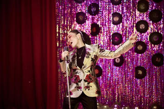 Thu Minh tung bản cover 'Hẹn ước từ hư vô' với giai điệu disco mới lạ khiến khán giả thích thú