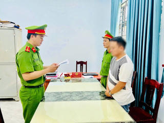 Quảng Ngãi: Bắt giám đốc công ty du lịch lừa đảo chiếm đoạt 2,4 tỷ đồng