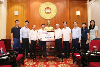 1.839 tỷ đồng ủng hộ đồng bào vùng bão lũ