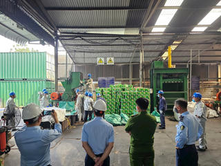 TPHCM: Thu giữ nhiều hàng lậu, hàng giả dịp Tết Nguyên đán