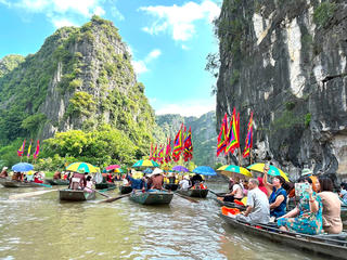 Cái khó của du lịch nội địa