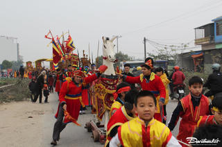 Nao nức hội làng