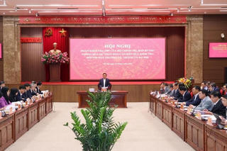 Đoàn kiểm tra của Bộ Chính trị làm việc với Ban Thường vụ Thành ủy Hà Nội