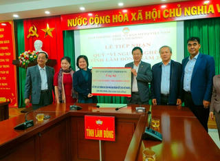 Bình Dương trao kinh phí xây nhà Đại đoàn kết hỗ trợ các hộ nghèo tỉnh Lâm Đồng