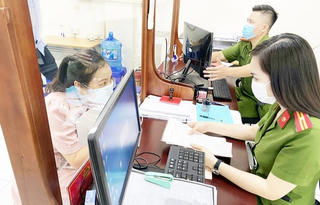Hà Nội: Thống nhất bãi bỏ quy định thu lệ phí đăng ký cư trú 