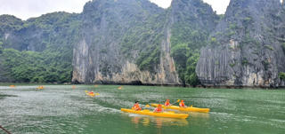 Sắp công bố vùng hoạt động vui chơi, giải trí dưới nước trên Vịnh Hạ Long