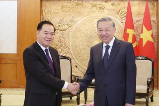 Tổng Bí thư Tô Lâm tiếp Chánh Văn phòng Trung ương Đảng Nhân dân Cách mạng Lào