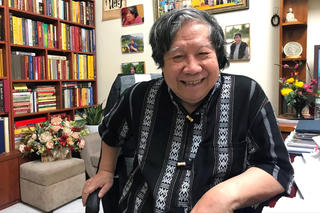 Người kể chuyện lịch sử vui vẻ